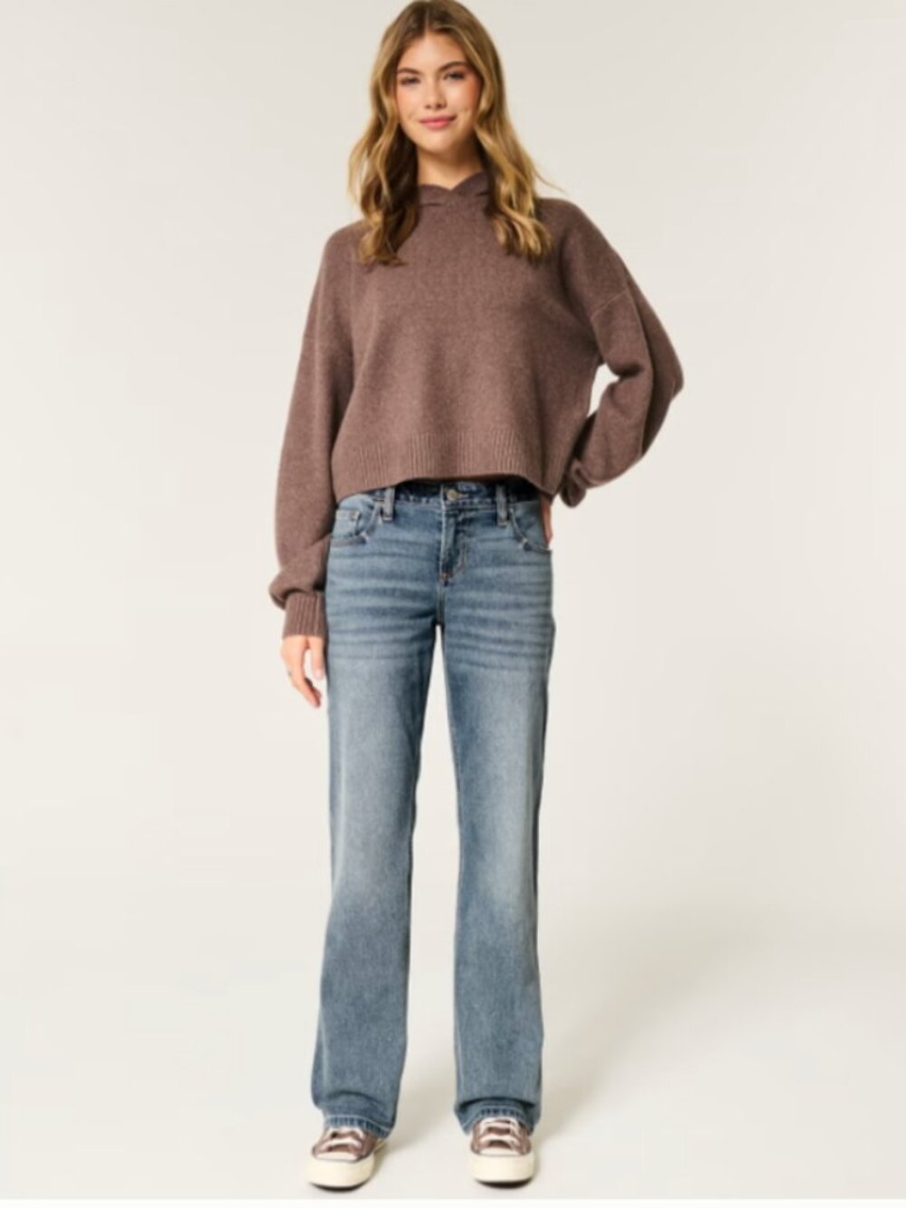 Hollister Low-Rise Relaxed Straight Jeans